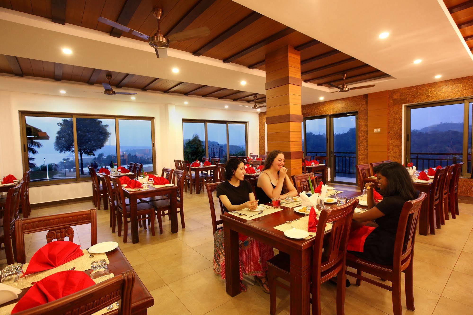 Arayal Resort-A Unit Of Sharoy Resort Tariyod Exterior foto